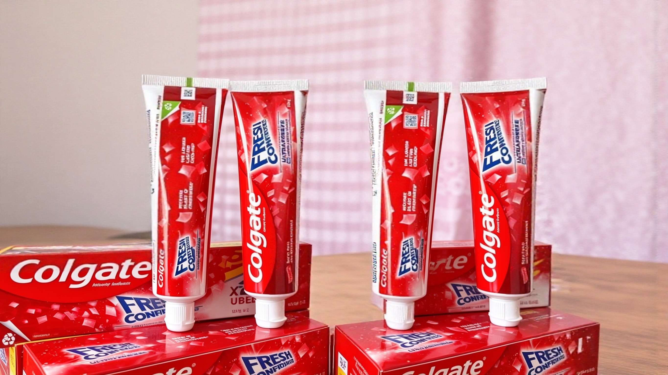 Bundle Promotion Get 2 Colgate Fresh Confidence 173g Spicy Fresh Red Twin Pack Toothpaste.